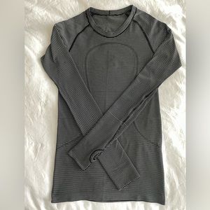 Lululemon Swiftly Tech Longsleeve, size 4